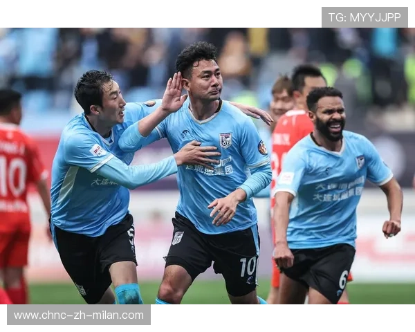 大连英博底线急速挑传险些命中